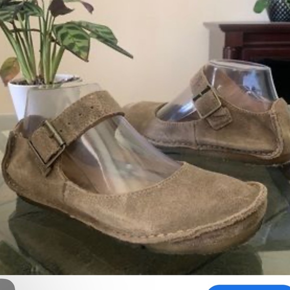 Women's Tan Suede Flats - Picture 1 of 1